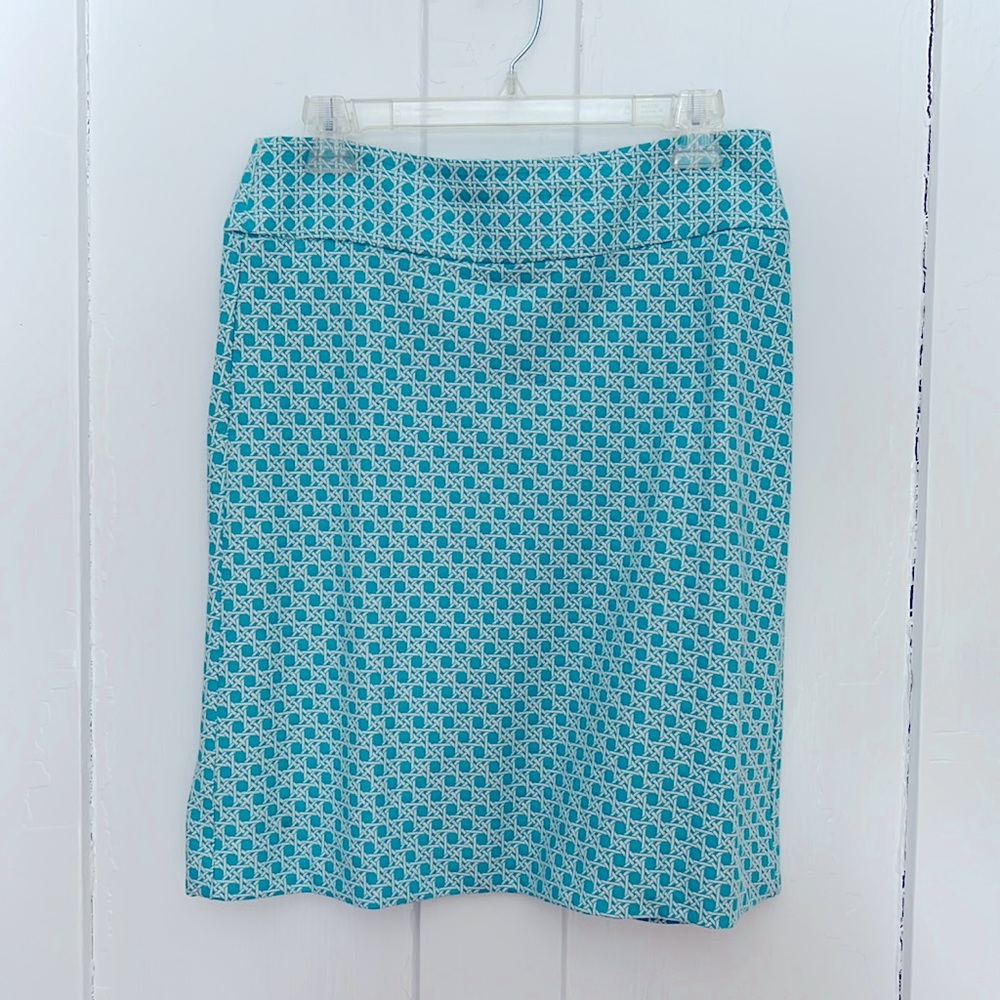 Talbots Petites 6p Skirt with a zipper in the back turquoise